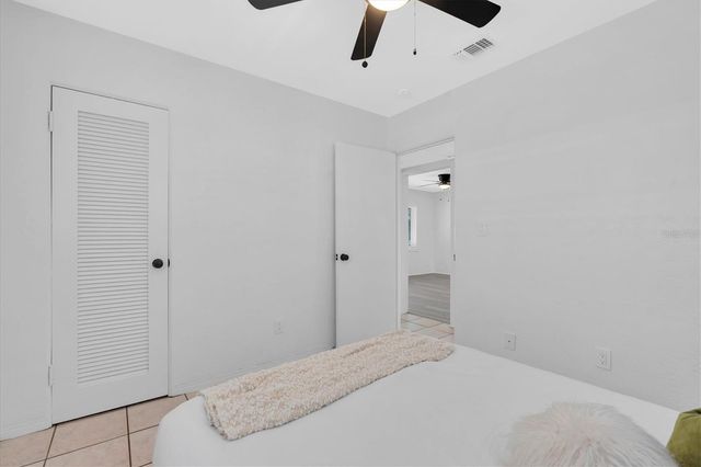 1221 53RD AVENUE N, St Petersburg, FL 33703