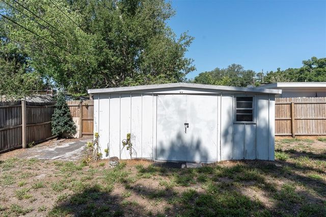 1221 53RD AVENUE N, St Petersburg, FL 33703