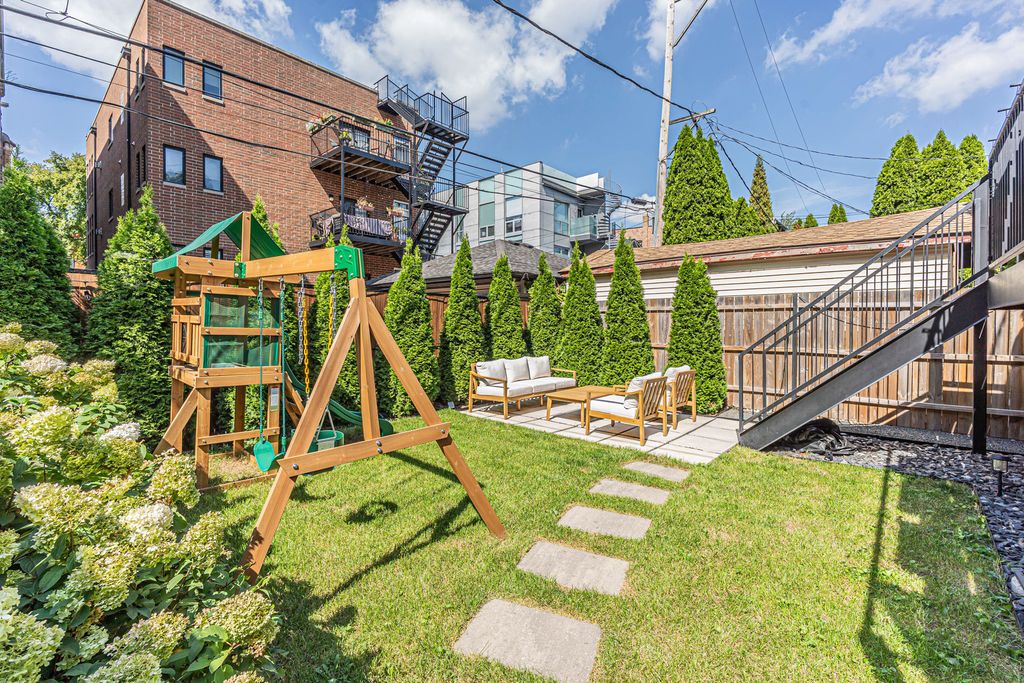 1246 N Marion Court, Chicago, IL 60622 — photo 3