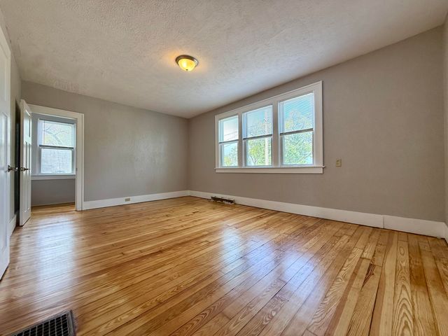 1552 Hoyt Street, Muskegon City, MI 49442