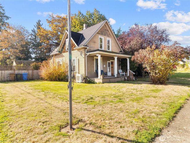 124 E 37th Street, Tacoma, WA 98404