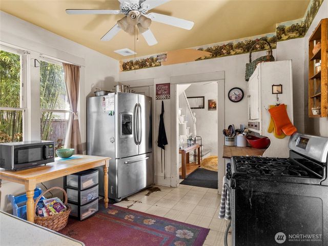 124 E 37th Street, Tacoma, WA 98404