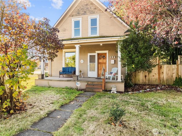 124 E 37th Street, Tacoma, WA 98404