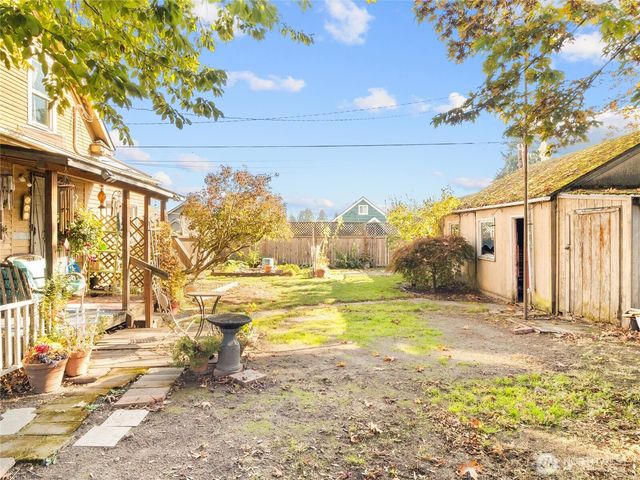 124 E 37th Street, Tacoma, WA 98404