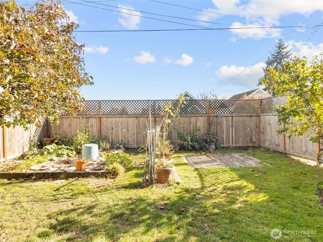 124 E 37th Street, Tacoma, WA 98404