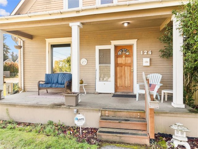 124 E 37th Street, Tacoma, WA 98404