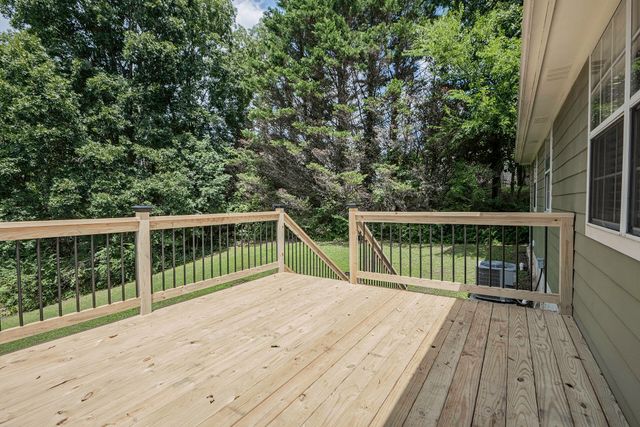 22 W Sims, Ringgold, GA 30736