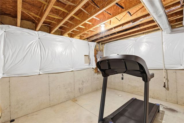 6604 Crabtree Lane, Huber Heights, OH 45424