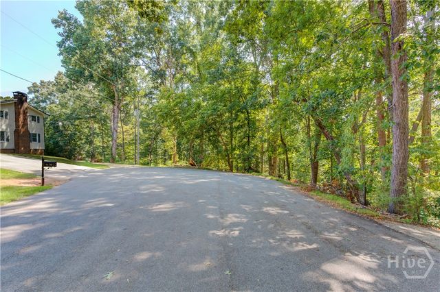 4300 Holiday Heights Drive, Oakwood, GA 30566