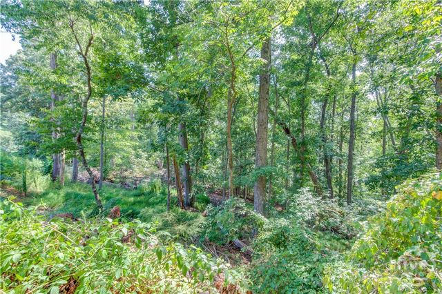 4300 Holiday Heights Drive, Oakwood, GA 30566