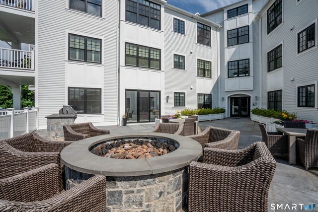 788 Farmington Avenue 303, Farmington, CT 06032