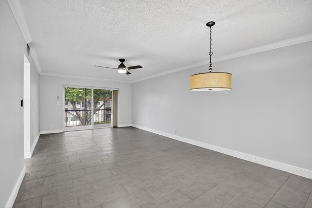 830 S Hollybrook Drive 310, Pembroke Pines, FL 33025