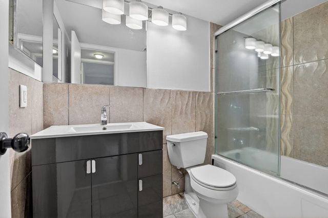 830 S Hollybrook Drive 310, Pembroke Pines, FL 33025