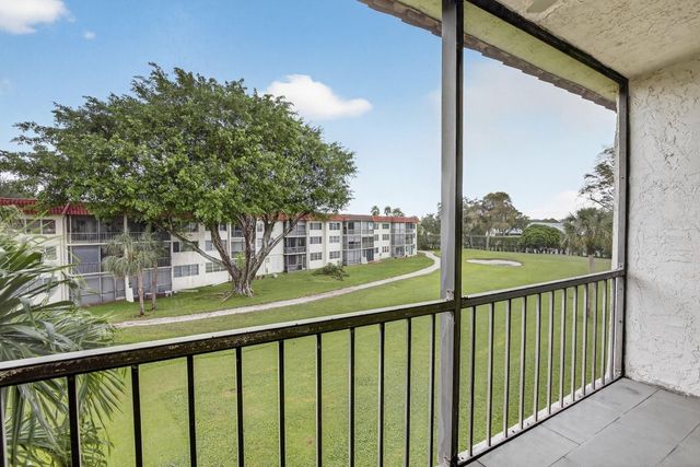 830 S Hollybrook Drive 310, Pembroke Pines, FL 33025