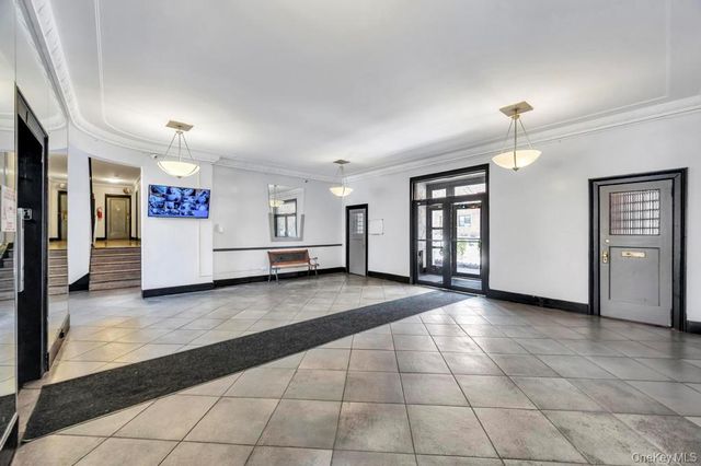 10010 67 Road 4 Floor, Forest Hills, NY 11375