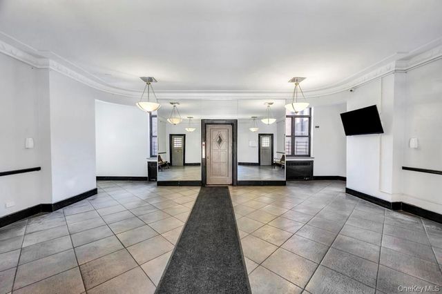 10010 67 Road 4 Floor, Forest Hills, NY 11375