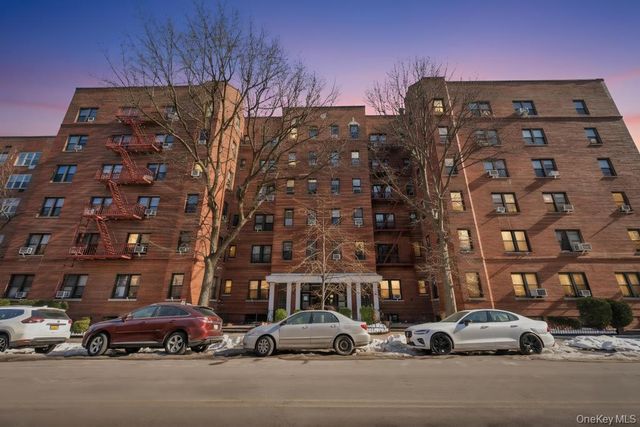 10010 67 Road 4 Floor, Forest Hills, NY 11375
