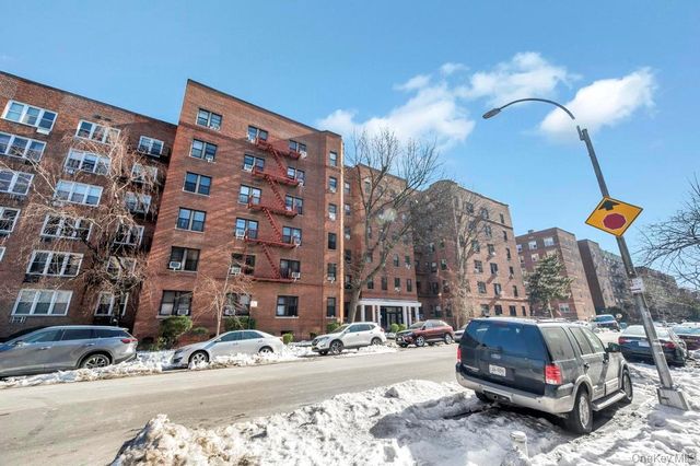 10010 67 Road 4 Floor, Forest Hills, NY 11375