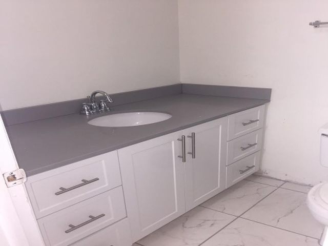 1011 SW 105th Avenue 200, Miami, FL 33174