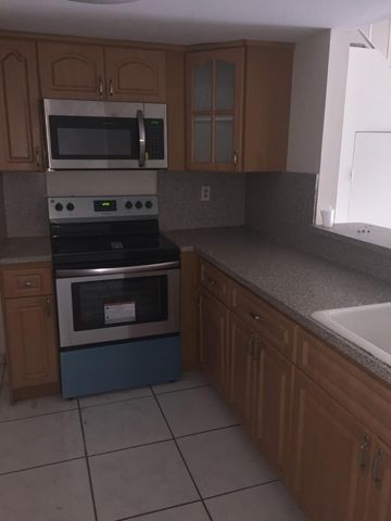 1011 SW 105th Avenue 200, Miami, FL 33174