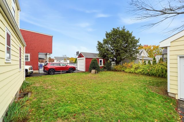 515 Wilcoxson Avenue, Stratford, CT 06614