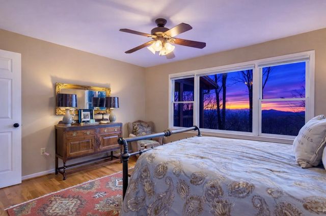 217 Walnut Ridge, Ellijay, GA 30540