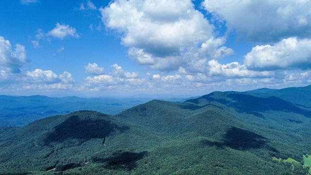 217 Walnut Ridge, Ellijay, GA 30540