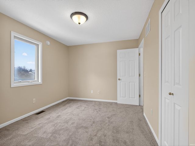 5125 Powell Plateau Crossing, Fort Wayne, IN 46808