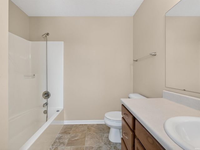 5125 Powell Plateau Crossing, Fort Wayne, IN 46808