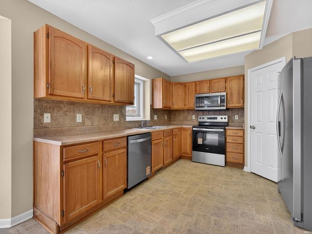 5125 Powell Plateau Crossing, Fort Wayne, IN 46808