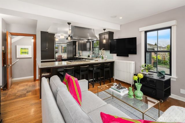 4915 NE 60th Street, Seattle, WA 98115