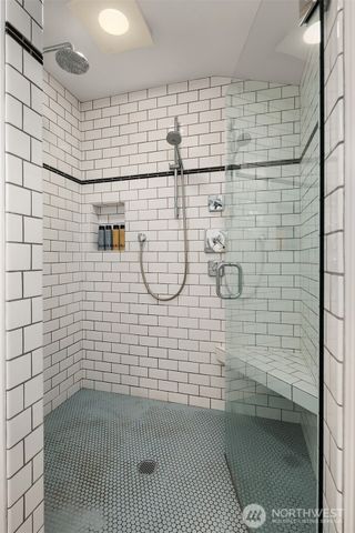 4915 NE 60th Street, Seattle, WA 98115