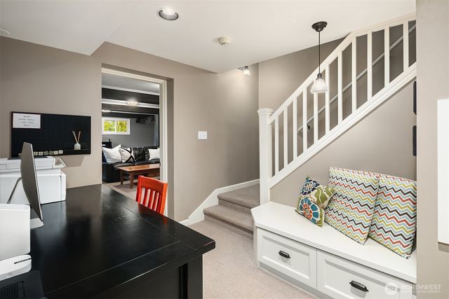 4915 NE 60th Street, Seattle, WA 98115