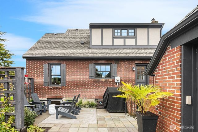 4915 NE 60th Street, Seattle, WA 98115