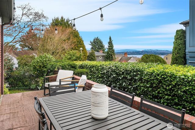 4915 NE 60th Street, Seattle, WA 98115