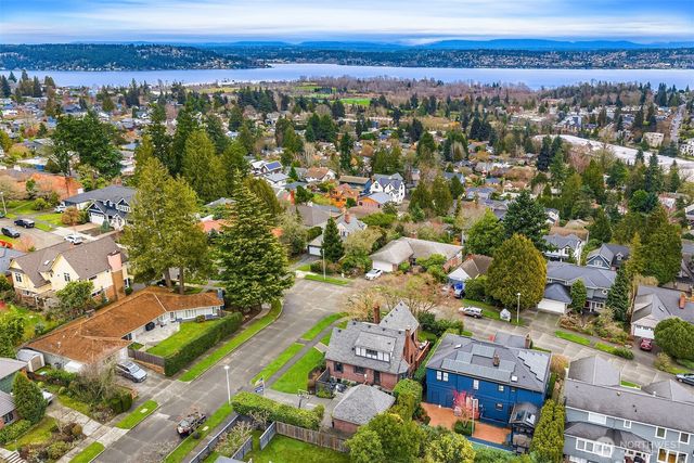 4915 NE 60th Street, Seattle, WA 98115