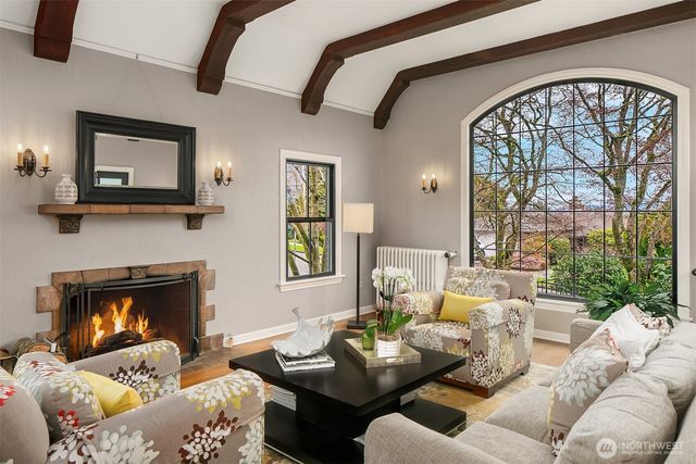 4915 NE 60th Street, Seattle, WA 98115