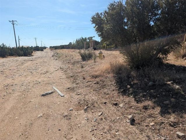 12 Tamarack, Pinon Hills, CA 92372