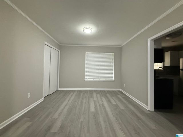 2106 Montreat Dr Apt D, Vestavia Hills, AL 35216