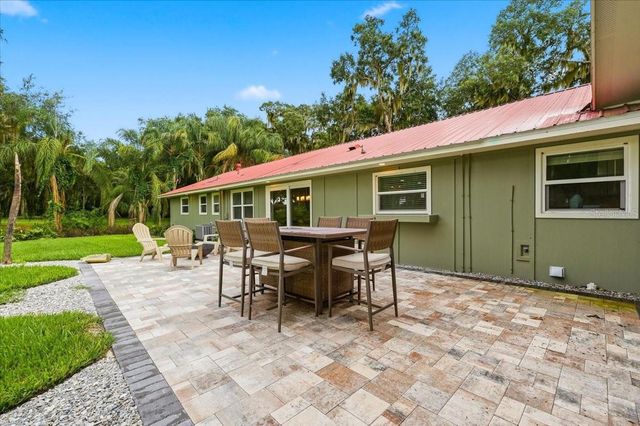 2072 LAKE ARIANA BOULEVARD, Auburndale, FL 33823