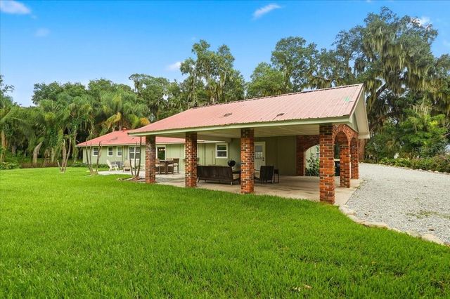 2072 LAKE ARIANA BOULEVARD, Auburndale, FL 33823