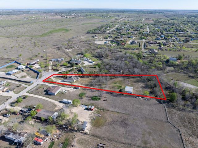 135 Petirrojo CT, Del Valle, TX 78617