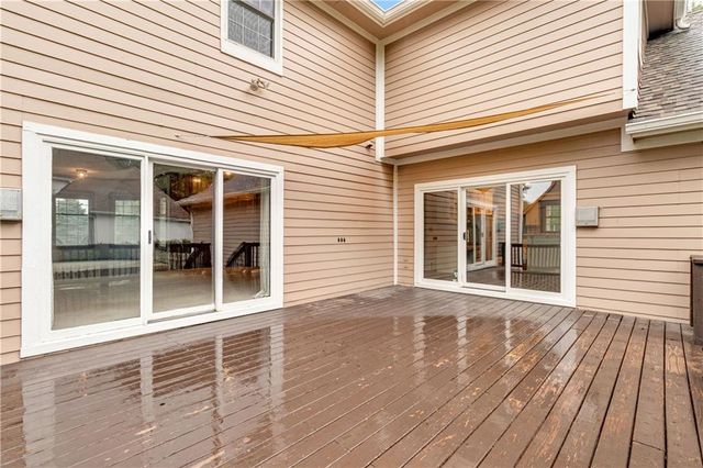 8523 Gillette Street, Lenexa, KS 66215