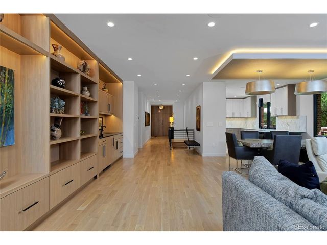 2800 S University Blvd 104, Denver, CO 80210