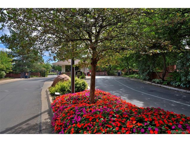 2800 S University Blvd 104, Denver, CO 80210