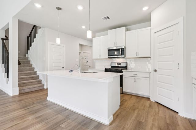 17732 Mill Manor Drive, Montgomery, TX 77316