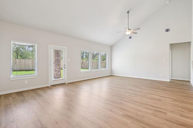 17732 Mill Manor Drive, Montgomery, TX 77316