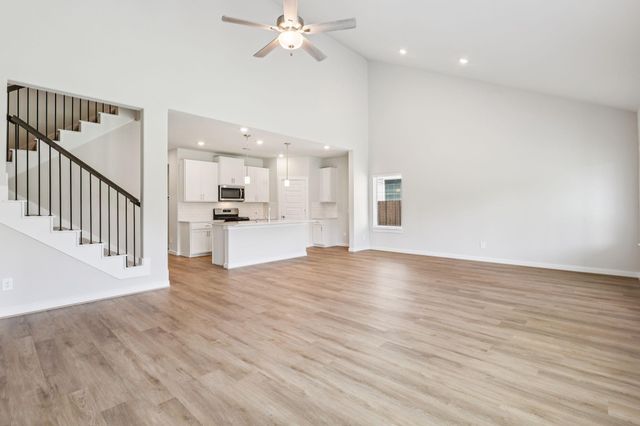 17732 Mill Manor Drive, Montgomery, TX 77316