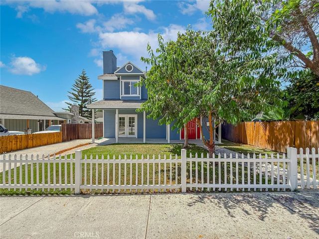 58 Charles Street, Moorpark, CA 93021
