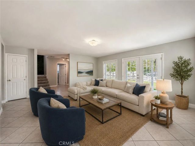 58 Charles Street, Moorpark, CA 93021